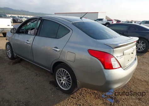 2013 Nissan Versa 1.6 Sv z USA, uszkodzony, nr VIN 3N1CN7APXDL846733